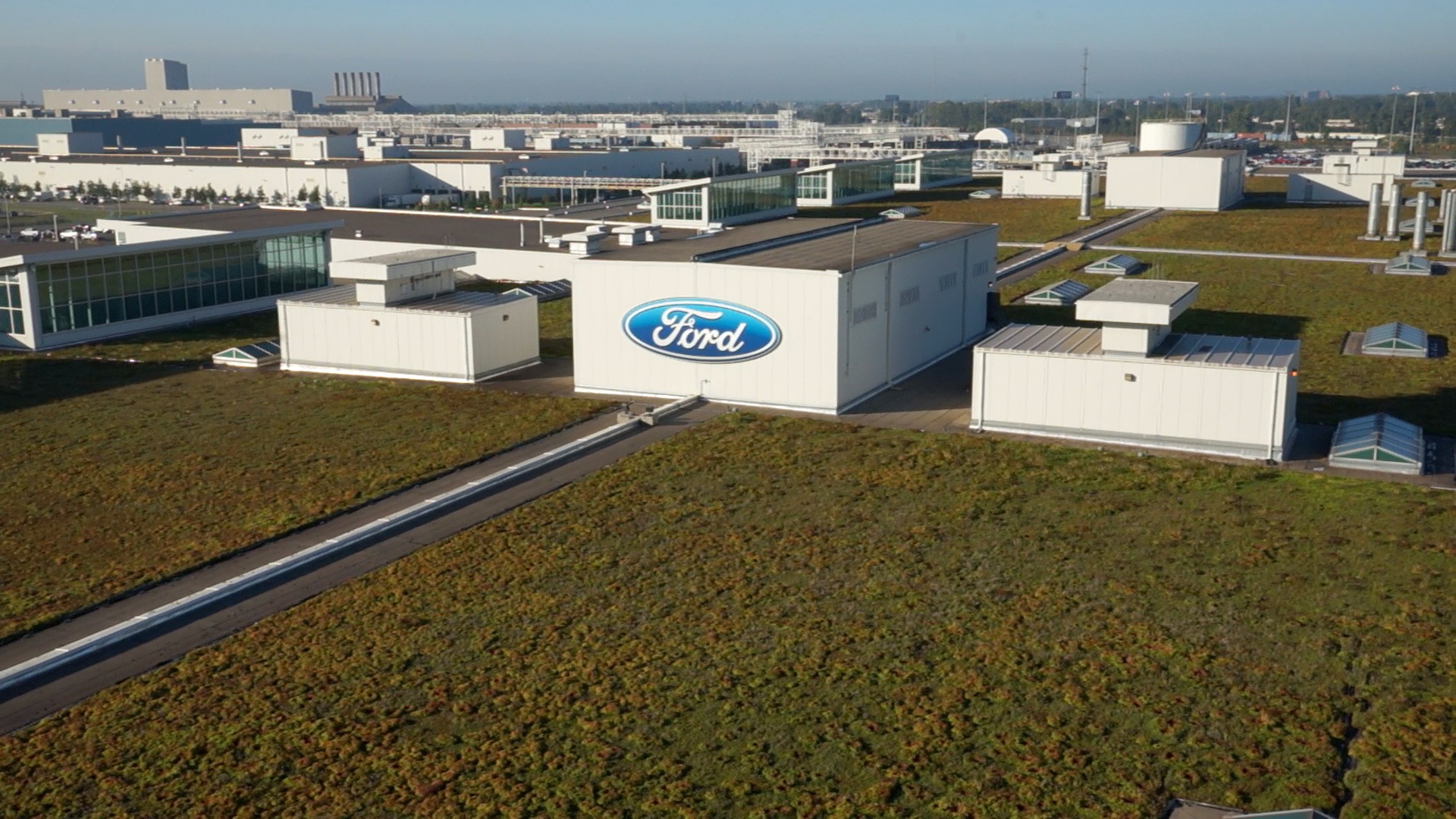 North America’s largest living roof – about the size of eight football fields – continues to flourish atop Dearborn Truck Plant’s final assembly building, part of the Ford Rouge Center. Photo: Courtesy Ford Motor Company