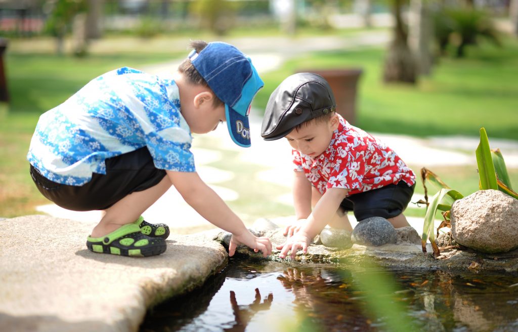 Kids have a biophilic connection to nature at early ages. 