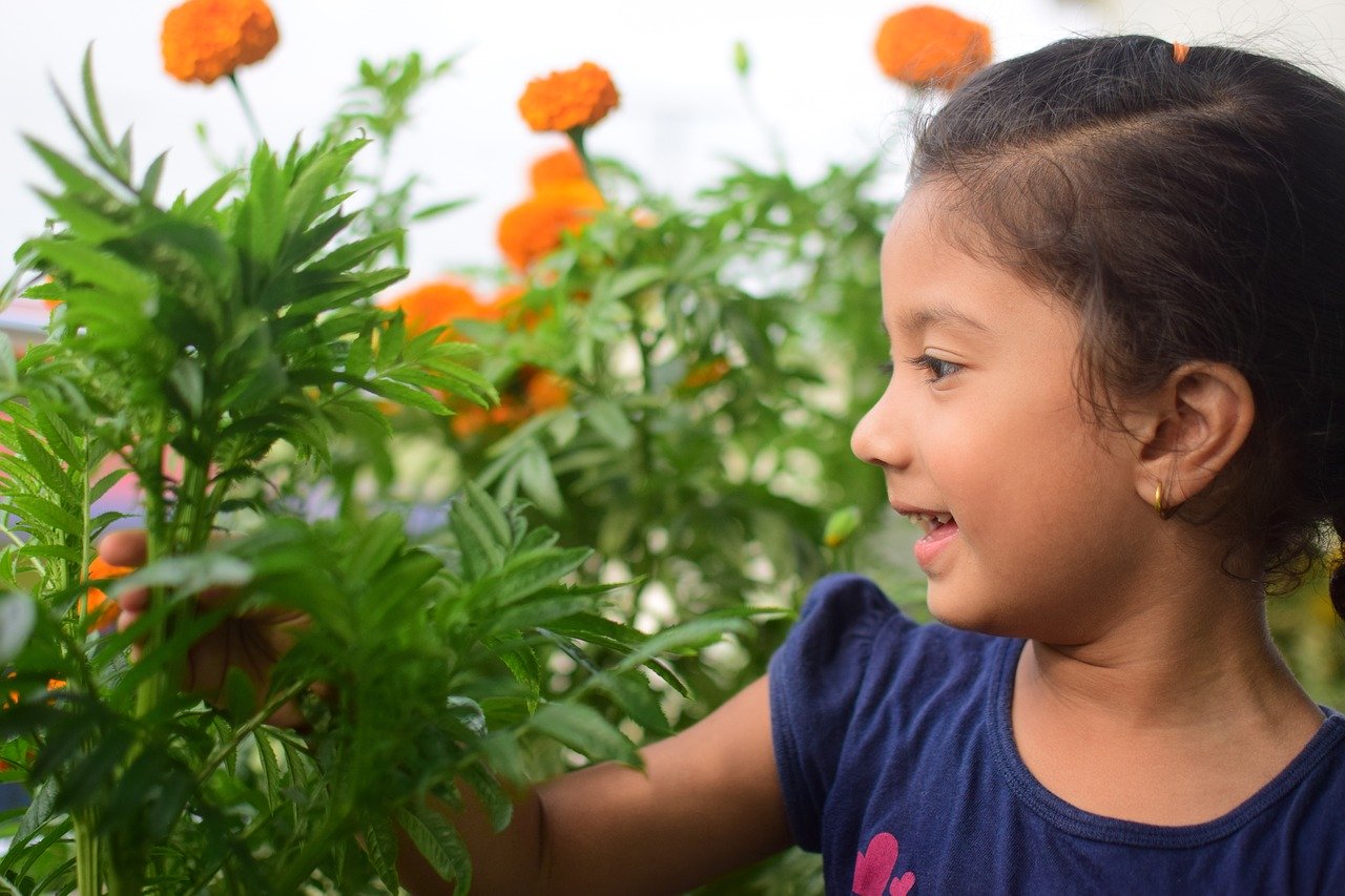 Kids learn about nature when they watch plants grow. Photo: Prashant Sharma/Pixabay Earth Day 2021